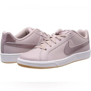 Women’s Size 9 ROSE/SMOKEY MAUVE Nike Court Royale Sneaker